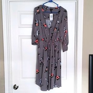 Grey Floral Challis dress Torrid size 0 (12)